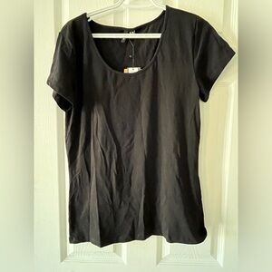 Brand new vero moda t shirt. Size XXL
